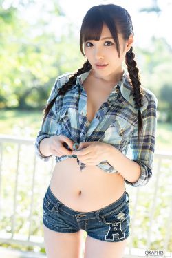 英语老师掀起内衣喂我奶小说